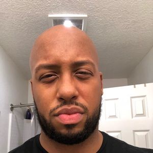 Meet your Posher, Devin